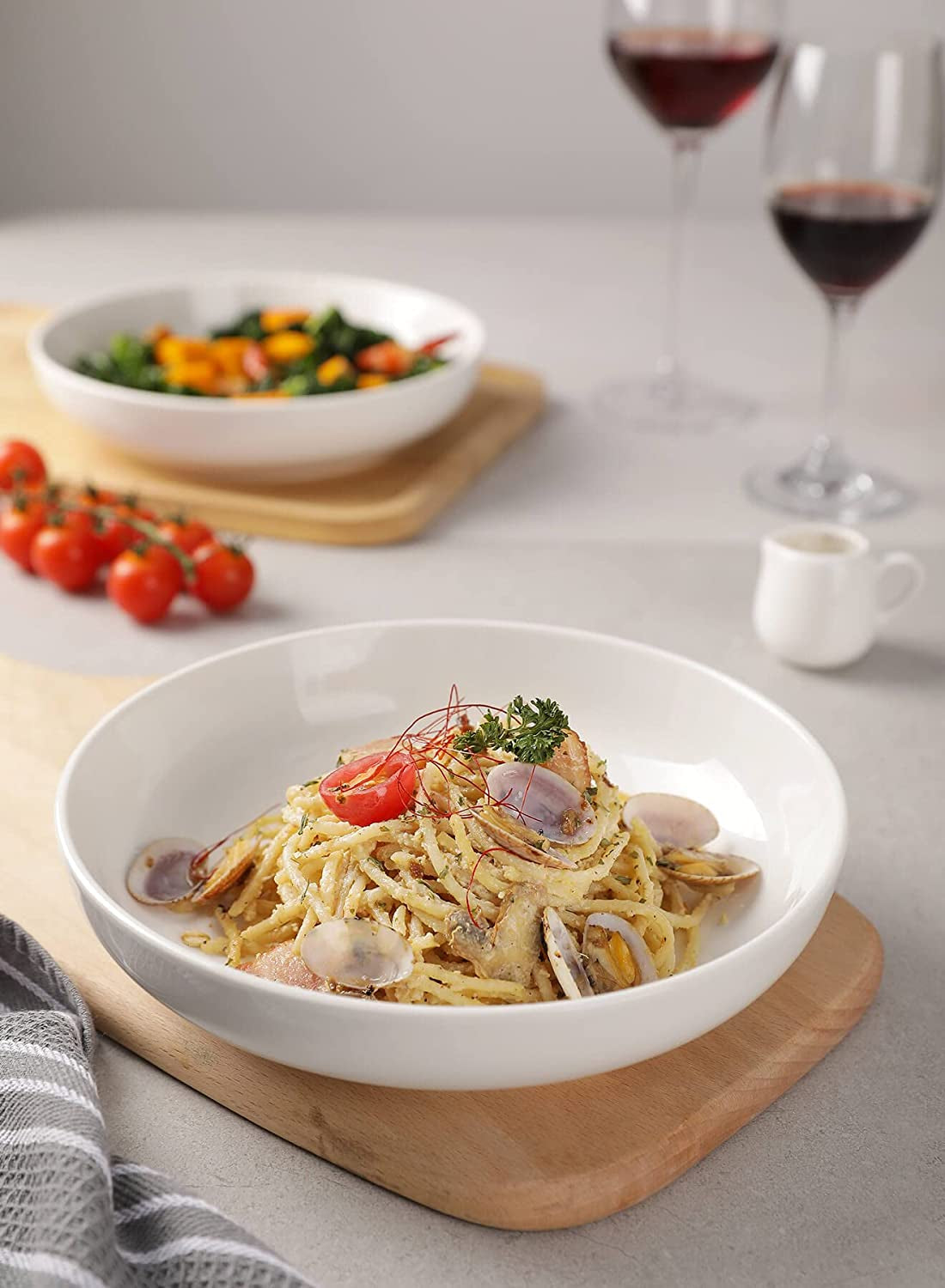 Pasta Bowls, 22 Ounce Salad White Serving Bowls Set of 6, 7.6 Inch Porcelain Plates, No. 112.001