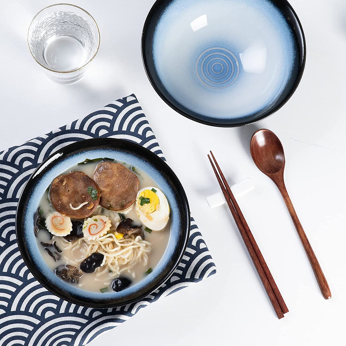 Ceramic Japanese Ramen Bowl Set, 2 Sets 8 Inch 40 Ounce Asian Pho Udon Noodle Bowls with Spoons and Chopsticks (Black/Blue, 8 Inches)
