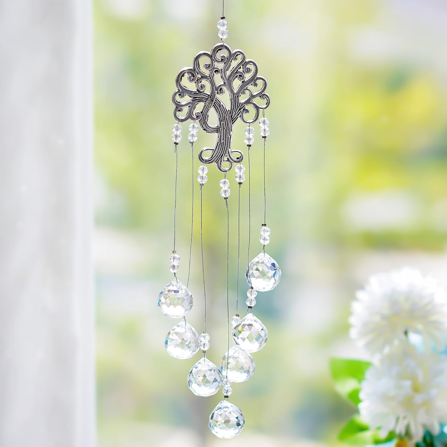 Garden Hanging Crystal Suncatchers Rainbow Makers with Crystal Ball Prisms and Metal Tree of Life for Garden Outdoor Home Kids Room Window