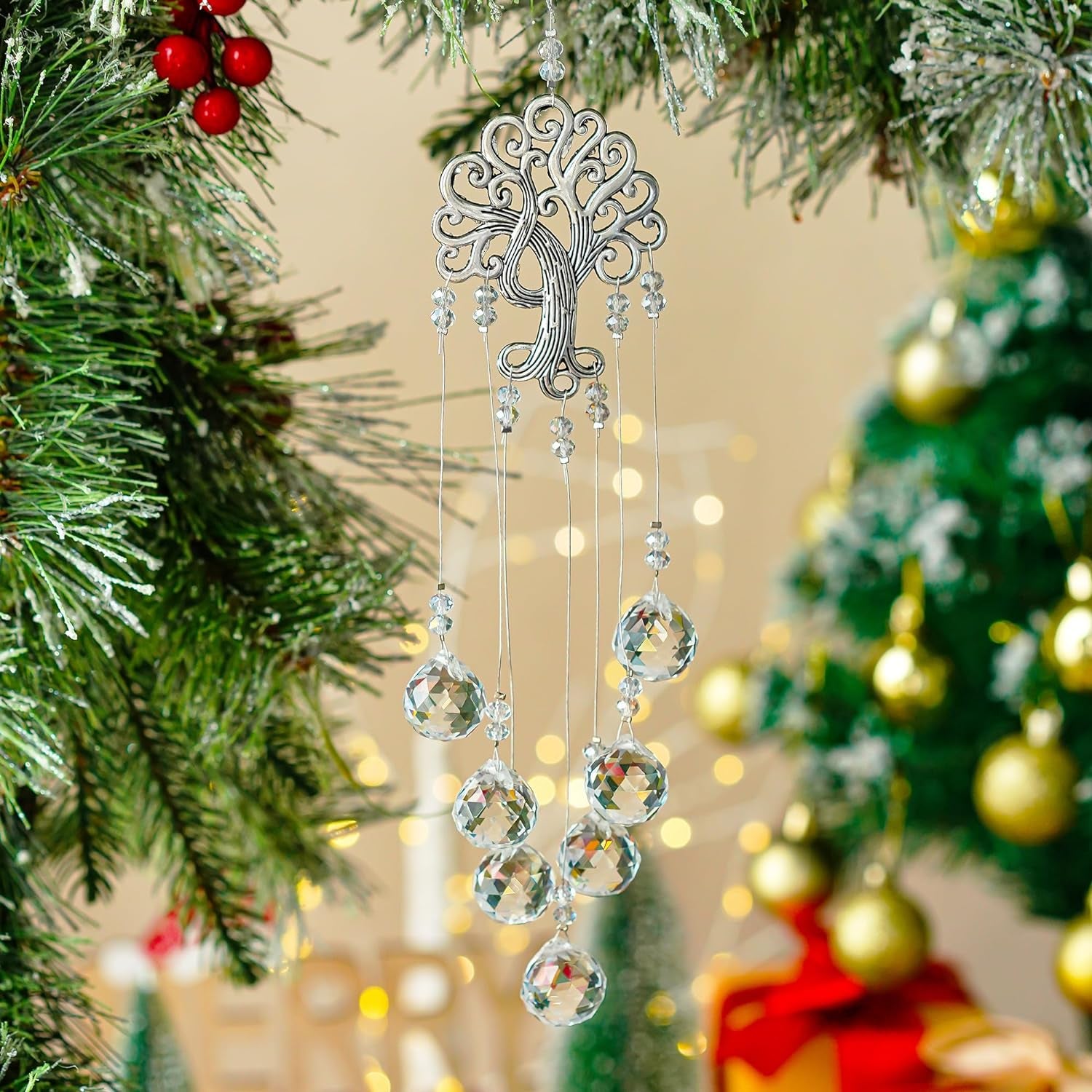 Garden Hanging Crystal Suncatchers Rainbow Makers with Crystal Ball Prisms and Metal Tree of Life for Garden Outdoor Home Kids Room Window